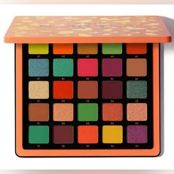 Anastasia Beverly Hills Norvina Pro Pigment Palette Vol 3 - Picture 4 of 6